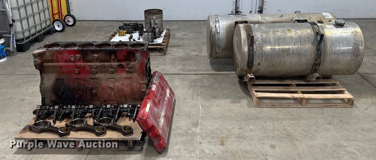 image for item FK0582 Truck parts 