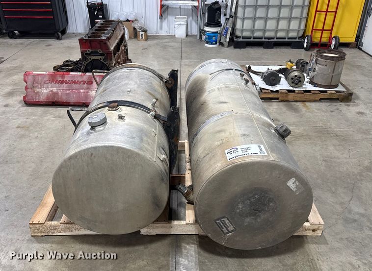 image for item FK0582 Truck parts 