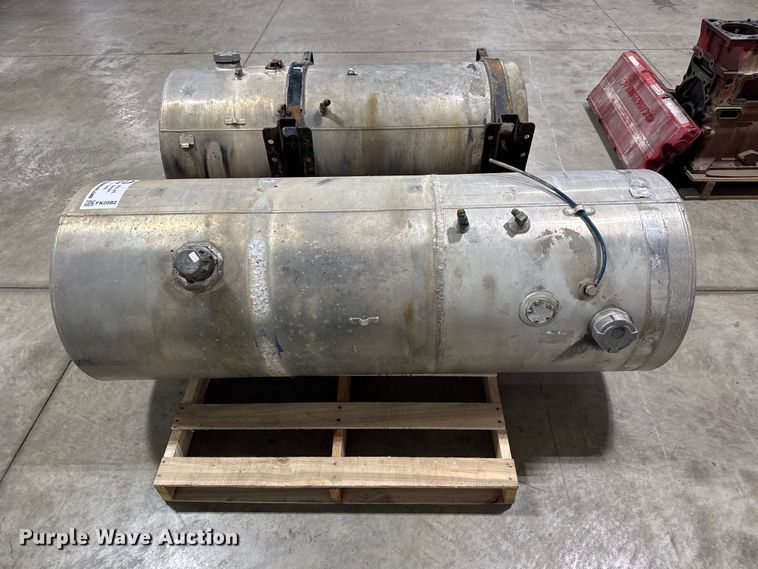 image for item FK0582 Truck parts 