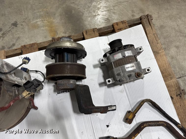 image for item FK0582 Truck parts 