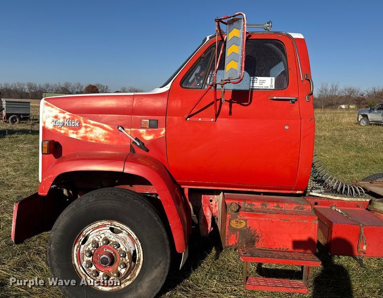 image for item FK0587 1982 GMC Top Kick semi truck