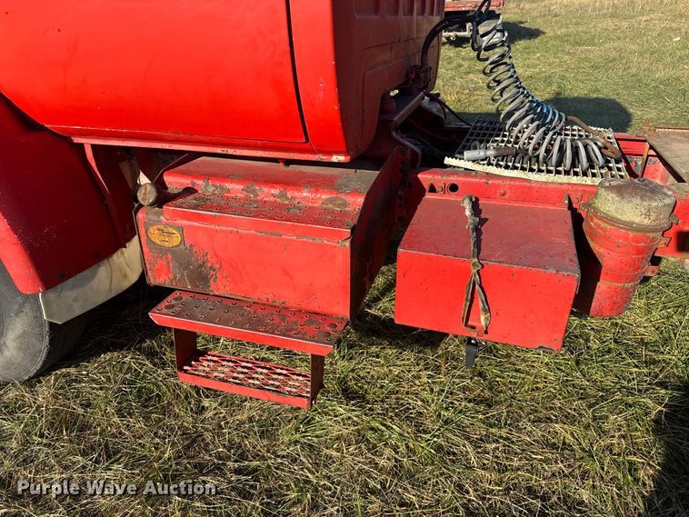 image for item FK0587 1982 GMC Top Kick semi truck