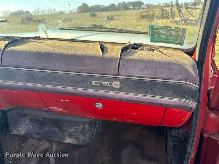 image for item FK0587 1982 GMC Top Kick semi truck