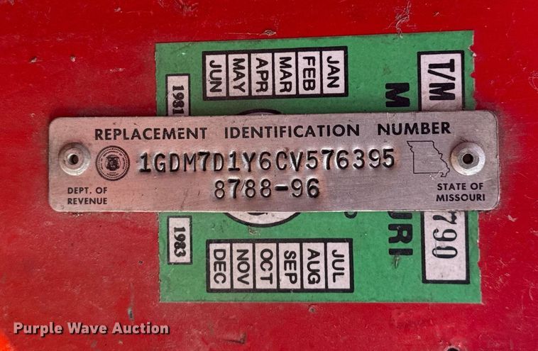 image for item FK0587 1982 GMC Top Kick semi truck