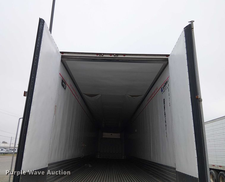 image for item FK0635 2018 Utility VS2RA refrigerated van trailer