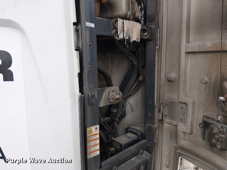 image for item FK0637 2019 Utility VS2RA refrigerated van trailer