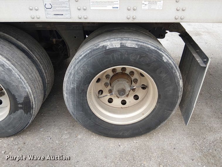 image for item FK0637 2019 Utility VS2RA refrigerated van trailer