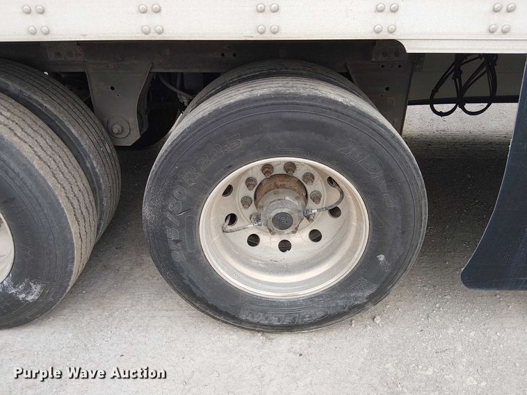 image for item FK0637 2019 Utility VS2RA refrigerated van trailer