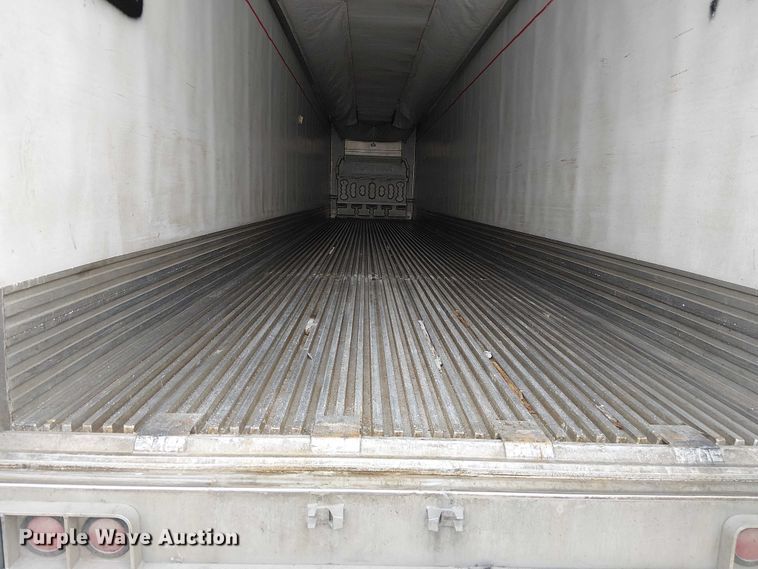 image for item FK0639 2016 Utility VS2RA refrigerated van trailer
