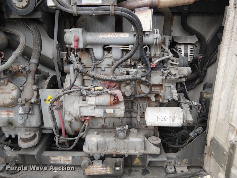 image for item FK0639 2016 Utility VS2RA refrigerated van trailer