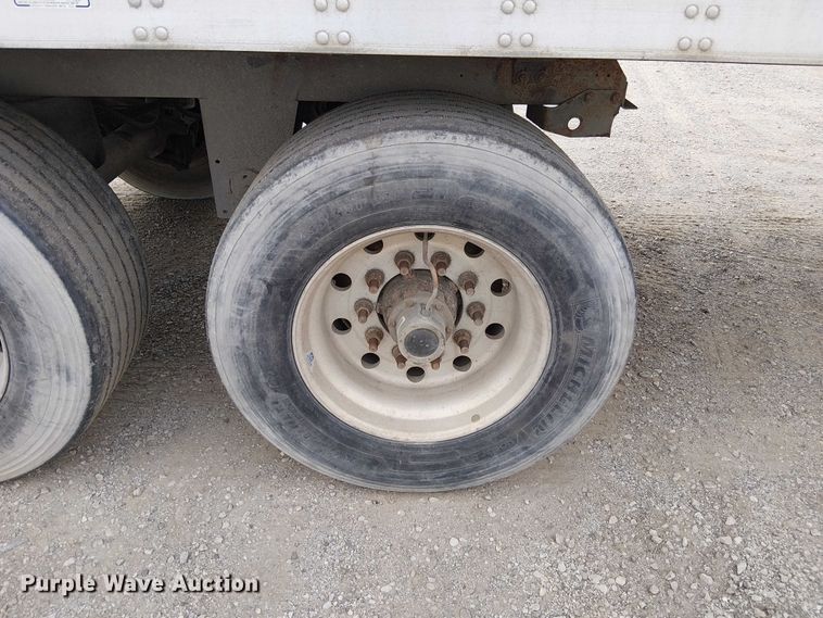 image for item FK0639 2016 Utility VS2RA refrigerated van trailer