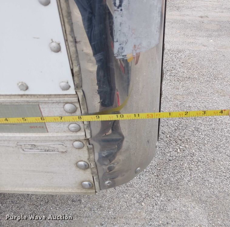 image for item FK0641 2017 Utility VS2RA refrigerated van trailer