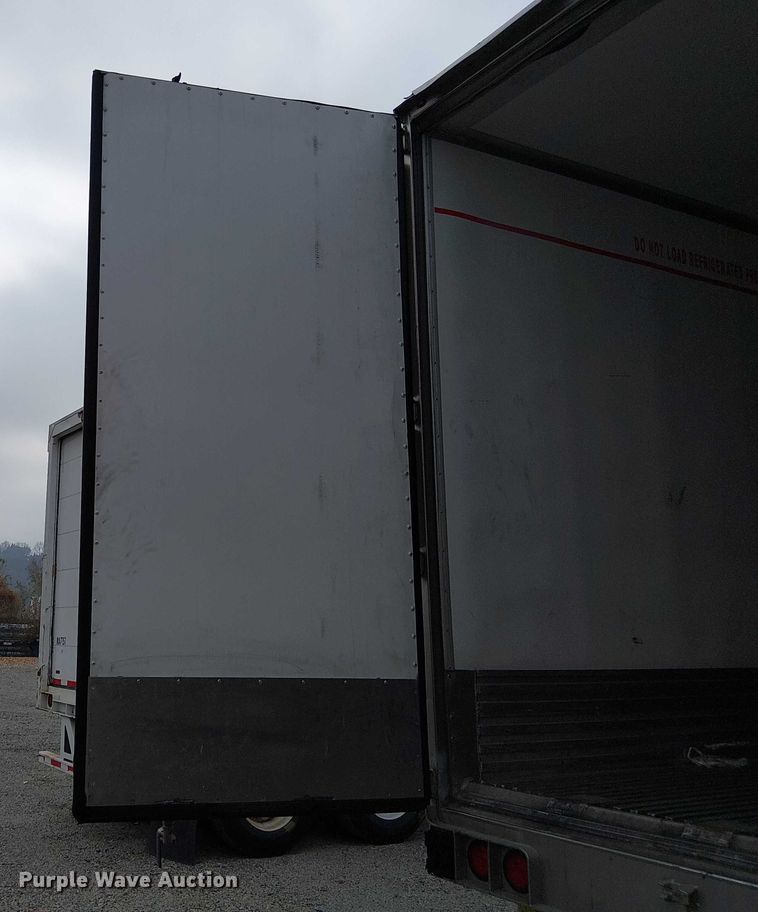 image for item FK0641 2017 Utility VS2RA refrigerated van trailer
