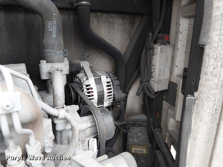 image for item FK0641 2017 Utility VS2RA refrigerated van trailer