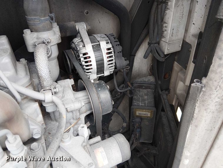 image for item FK0641 2017 Utility VS2RA refrigerated van trailer