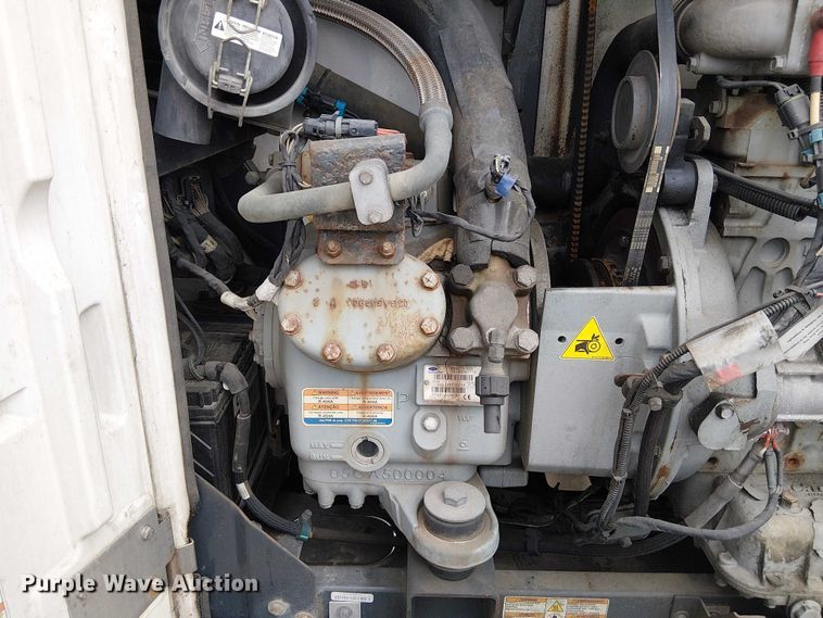 image for item FK0641 2017 Utility VS2RA refrigerated van trailer