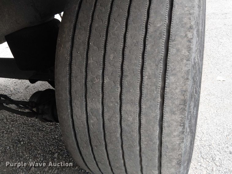 image for item FK0641 2017 Utility VS2RA refrigerated van trailer