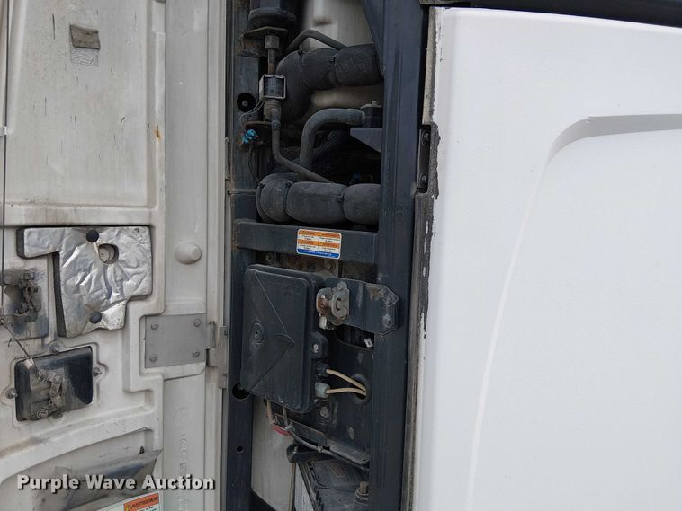 image for item FK0642 2019 Utility VS2RA refrigerated van trailer