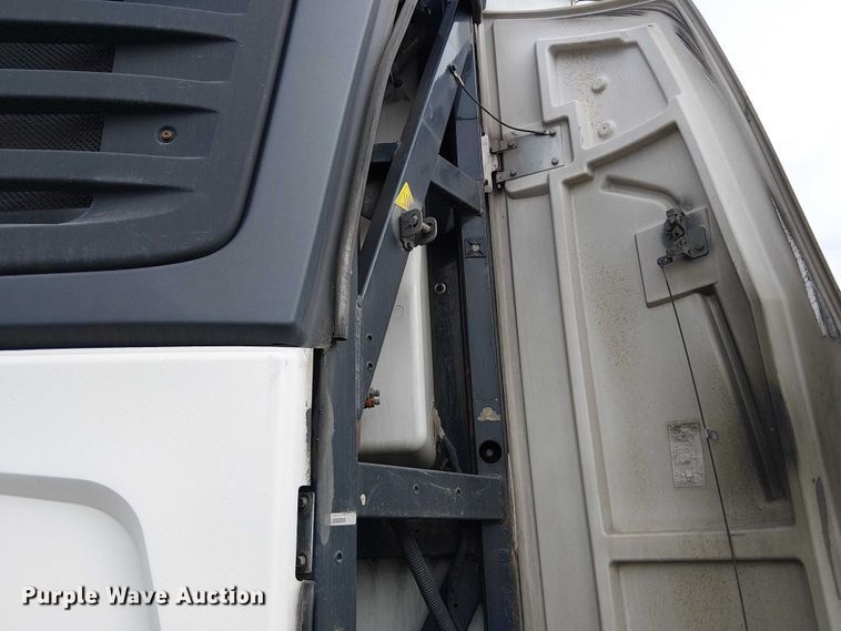 image for item FK0643 2018 Utility VS2RA refrigerated van trailer