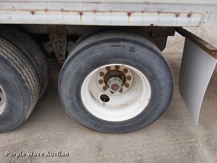 image for item FK0645 1999 Pines dry van trailer