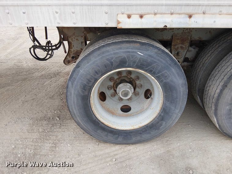 image for item FK0645 1999 Pines dry van trailer