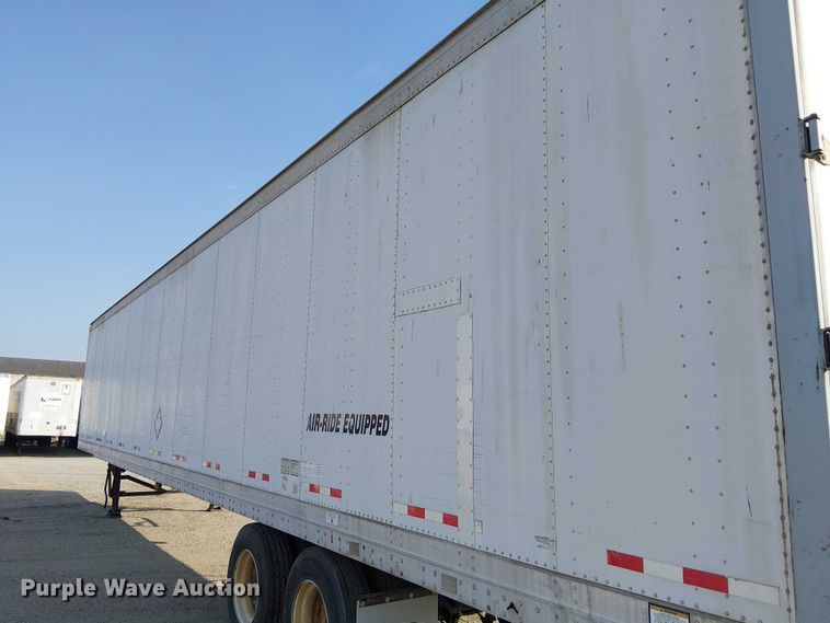 image for item FK0646 2000 Pines 7411TP-SA dry van trailer