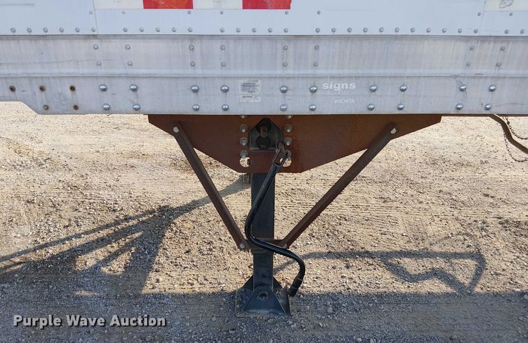 image for item FK0646 2000 Pines 7411TP-SA dry van trailer
