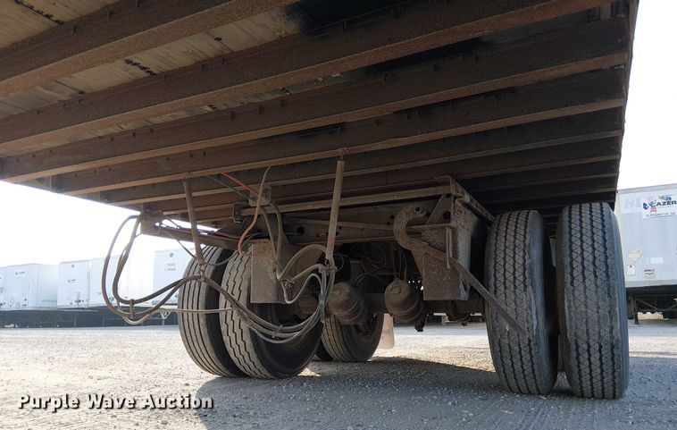 image for item FK0646 2000 Pines 7411TP-SA dry van trailer