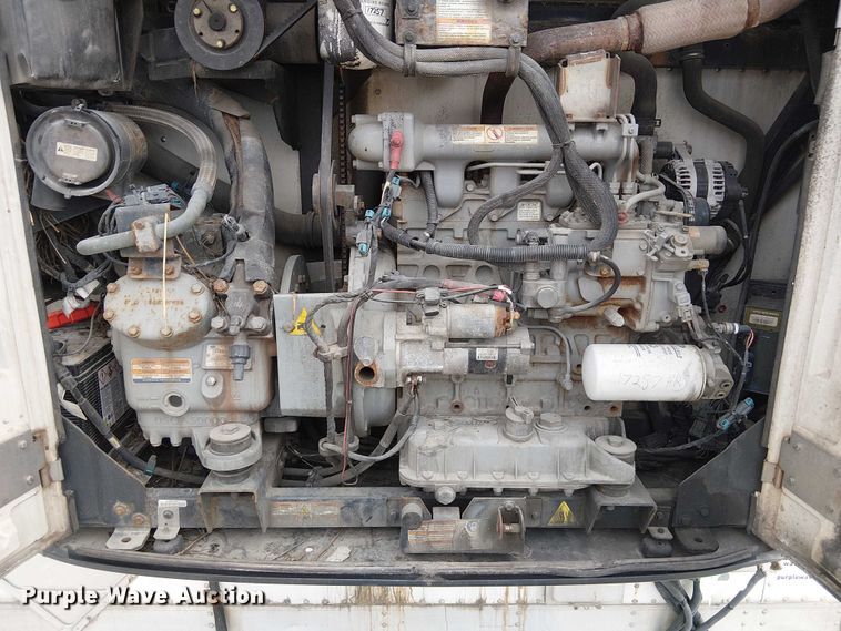 image for item FK0648 2016 Utility VS2RA refrigerated van trailer