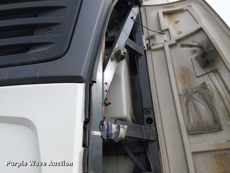 image for item FK0648 2016 Utility VS2RA refrigerated van trailer