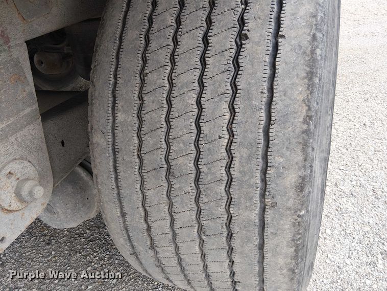 image for item FK0648 2016 Utility VS2RA refrigerated van trailer