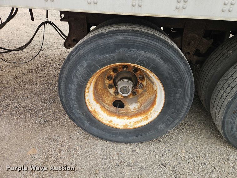 image for item FK0654 2001 Trailmobile dry van trailer