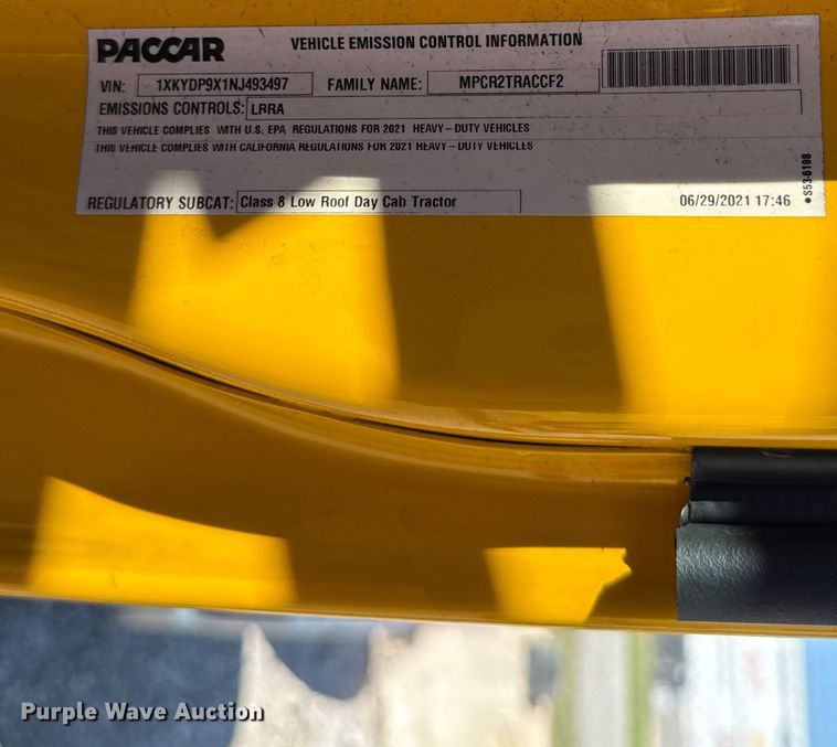 image for item GH9359 2022 Kenworth T680 semi truck