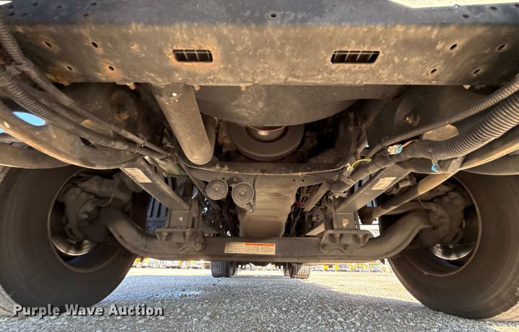 image for item GH9360 2021 International LT625 semi truck