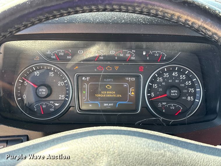 image for item GH9360 2021 International LT625 semi truck