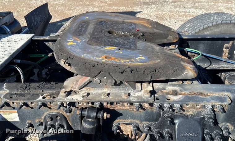 image for item GH9361 2021 Freightliner Cascadia 126 semi truck