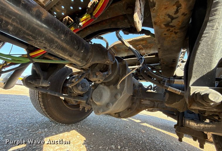 image for item GH9361 2021 Freightliner Cascadia 126 semi truck