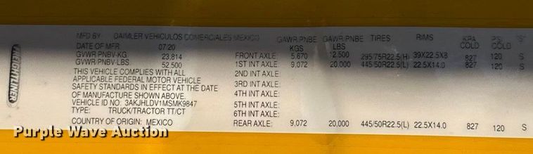 image for item GH9361 2021 Freightliner Cascadia 126 semi truck