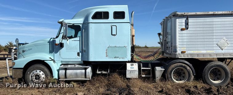 image for item GP9648 2006 International 9400i semi truck