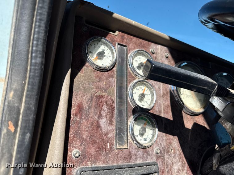 image for item GP9648 2006 International 9400i semi truck