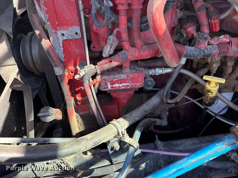 image for item GP9648 2006 International 9400i semi truck