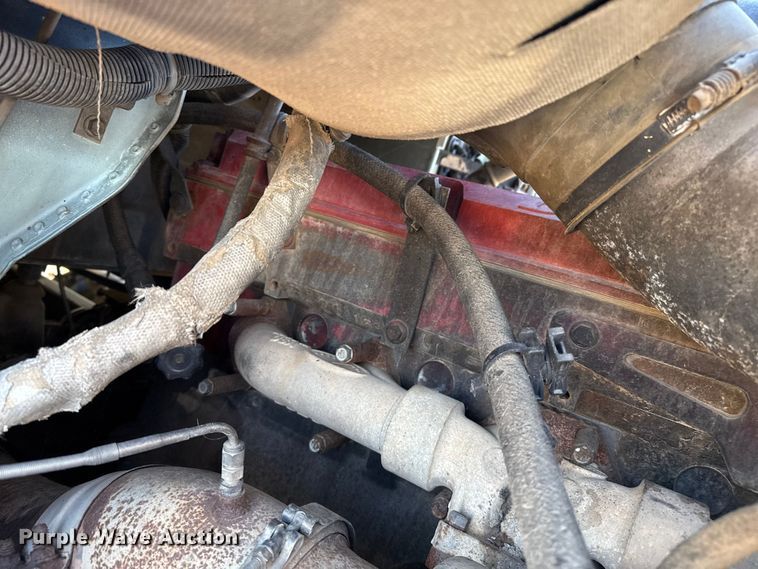 image for item GP9648 2006 International 9400i semi truck