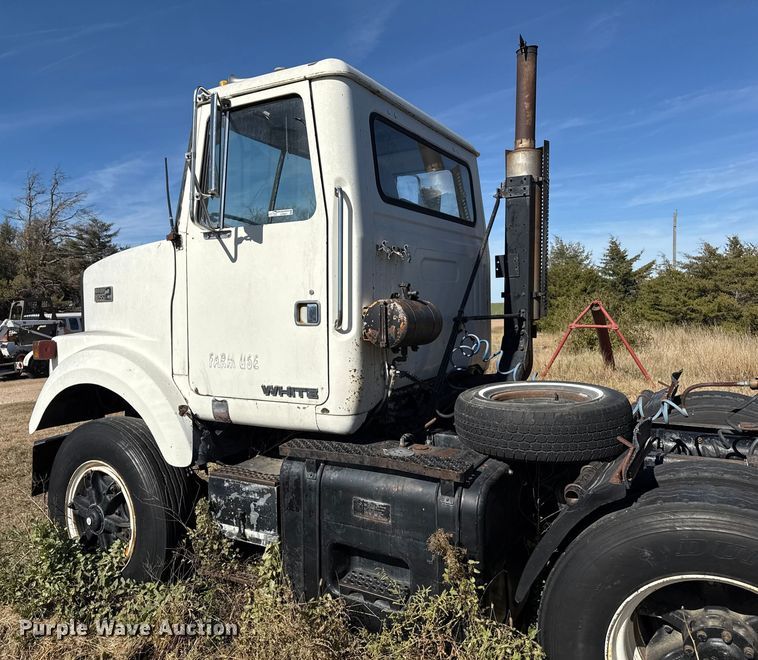 image for item GP9651 1978 White Road Boss 2 semi truck