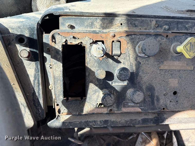 image for item GP9651 1978 White Road Boss 2 semi truck