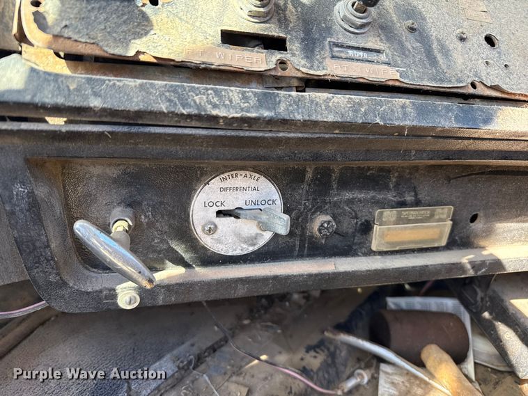 image for item GP9651 1978 White Road Boss 2 semi truck