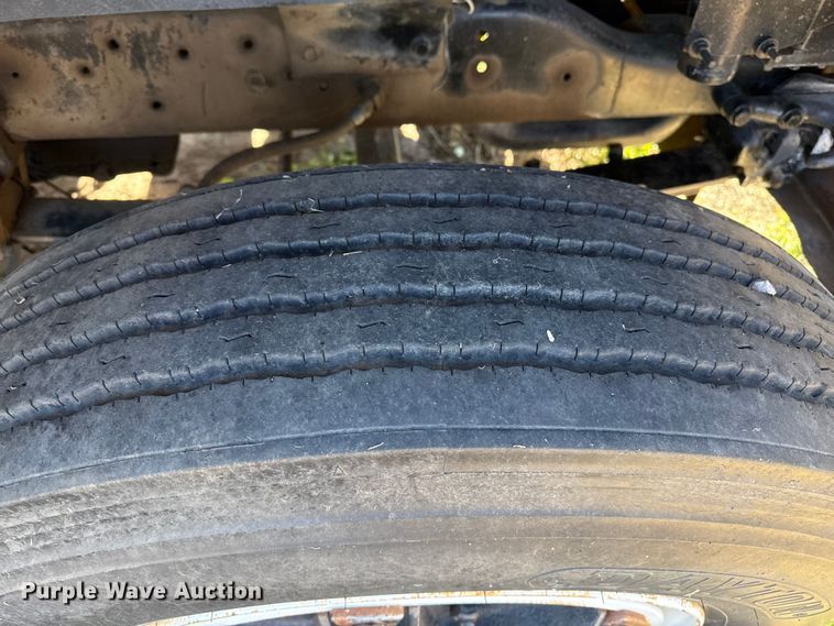 image for item GP9651 1978 White Road Boss 2 semi truck