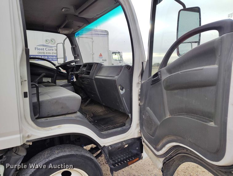 image for item IH9347 2016 Isuzu NPR-XD truck cab and chassis