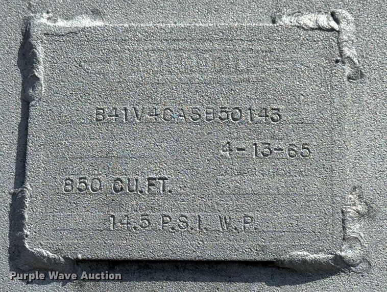 image for item NU9551 1965 Trail Master pneumatic dry bulk trailer