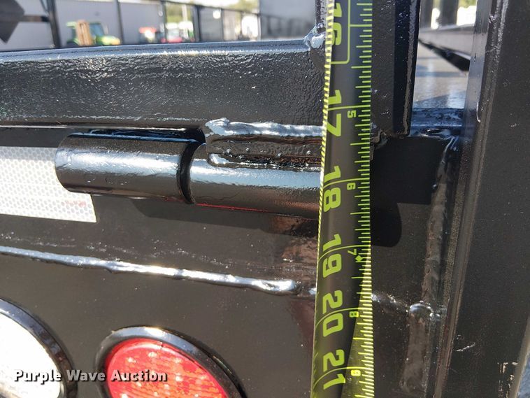 image for item NU9728 2008 Peterbilt 340 flatbed truck