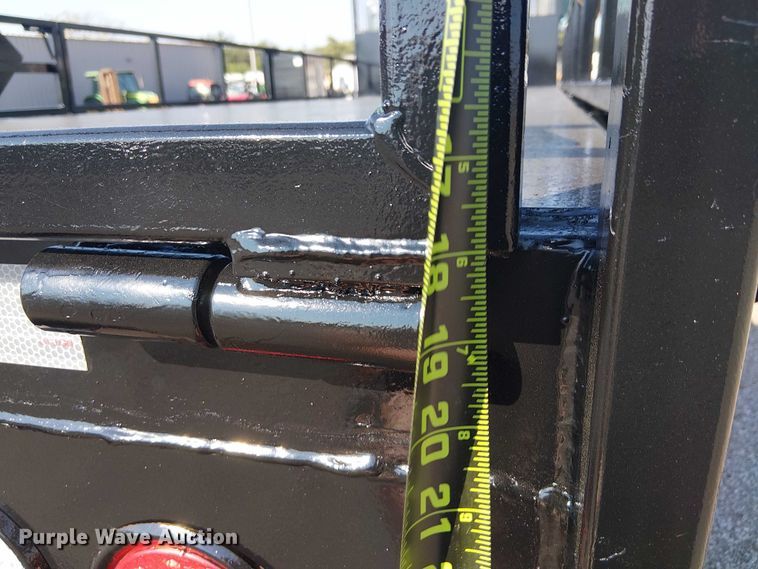 image for item NU9728 2008 Peterbilt 340 flatbed truck